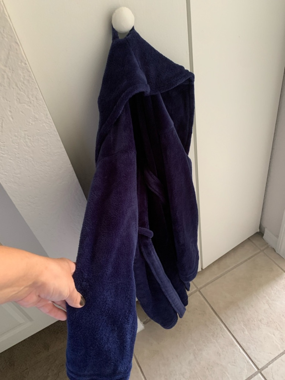 Plush Navy Blue Hooded Bathrobe
